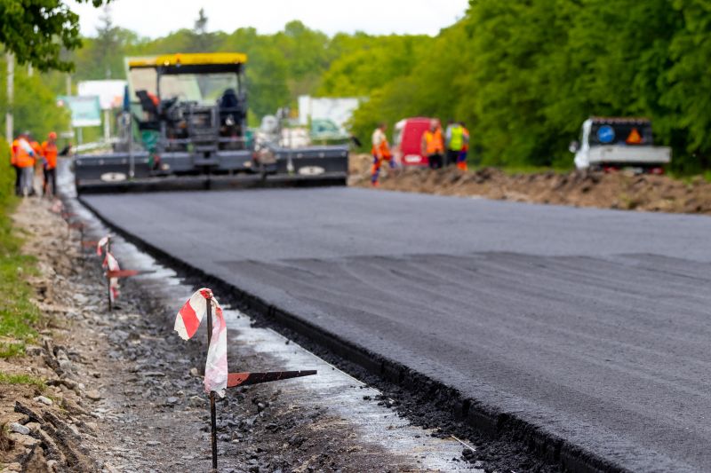 How Weather Conditions Affect Asphalt Paving And Blacktopping